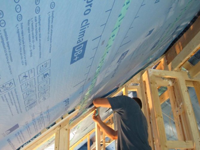 Pare-vapeur pour toiture chaude