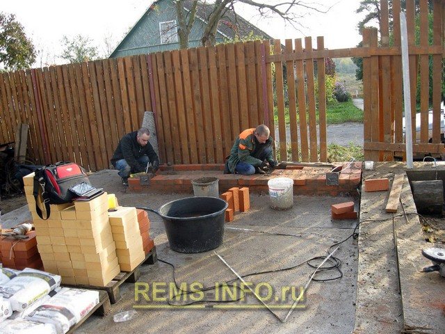 Matériaux de four à barbecue