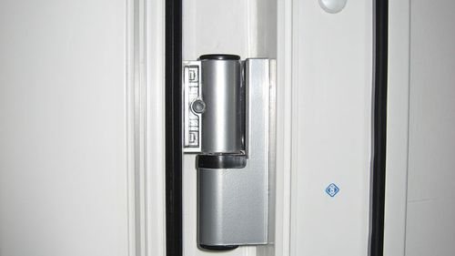 Charnière de porte de balcon