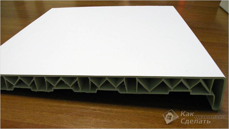 Appui de fenêtre en plastique