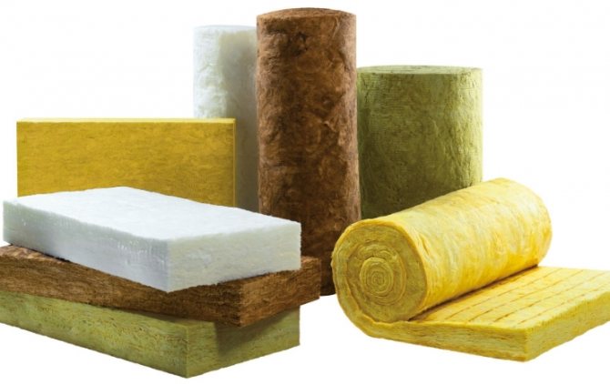 Plaques de laine minérale avec liant synthétique