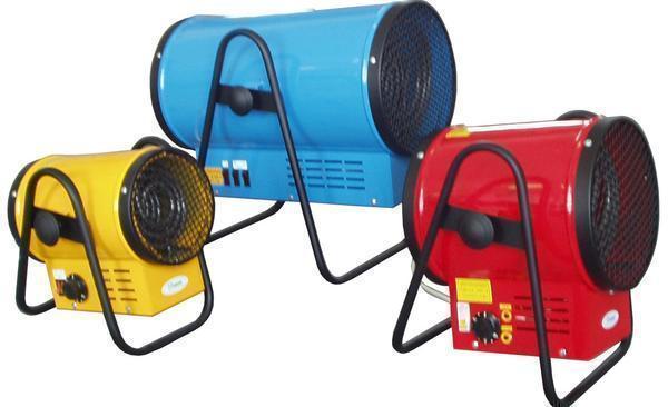 Lors du choix d'un pistolet thermique, les experts vous conseillent de vous familiariser avec ses caractéristiques et ses caractéristiques.