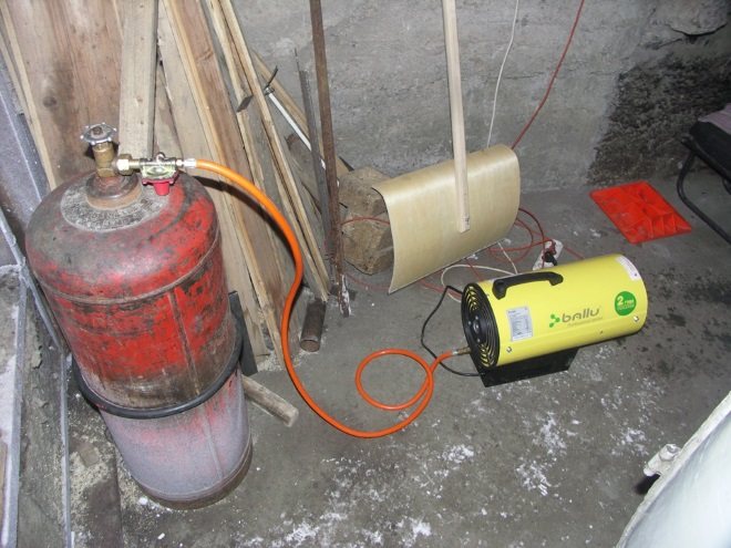 Connexion du pistolet à une bouteille de gaz