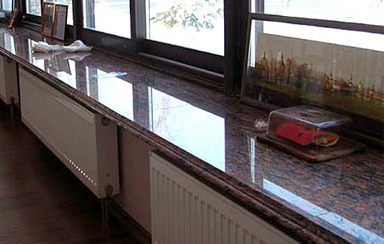 Appuis de fenêtre en granit. Description des avantages