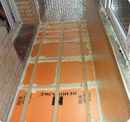 Aménagement pas à pas d'un atelier sur un balcon ou une loggia