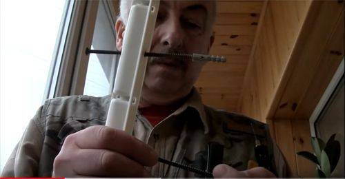 Sèche-linge au plafond sur le balcon: avantages par rapport aux autres modèles