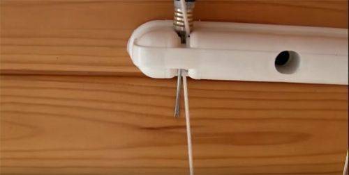 Sèche-linge au plafond sur le balcon: avantages par rapport aux autres modèles