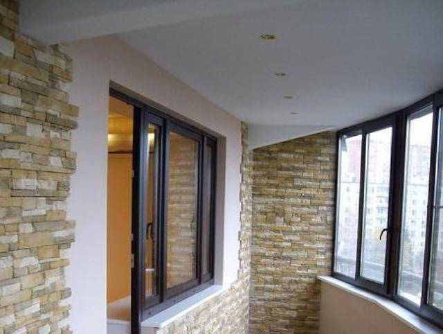 Plafond à faire soi-même sur le balcon: de quoi faire des photos et des vidéos