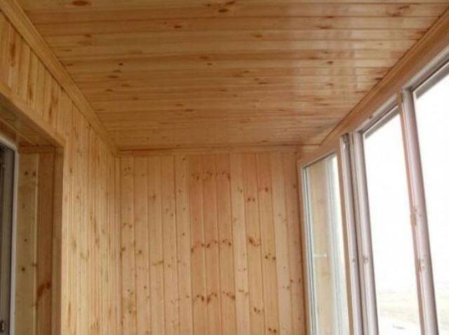 Plafond à faire soi-même sur le balcon: de quoi faire des photos et des vidéos