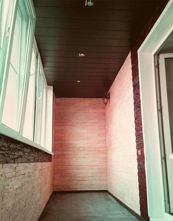 Plafond à faire soi-même sur le balcon: de quoi faire des photos et des vidéos