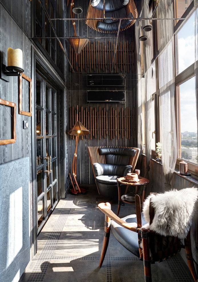 Plafond à faire soi-même sur le balcon: de quoi faire des photos et des vidéos