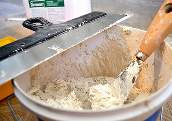 Préparation du mortier de plâtre