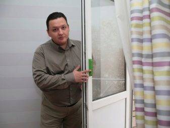 Nous apprivoisons le soleil: un filtre de lumière pour les fenêtres en plastique