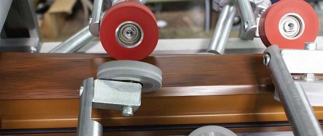 processus de stratification de fenêtre en plastique