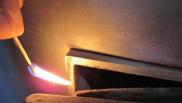 vérification du tirage de la cheminée