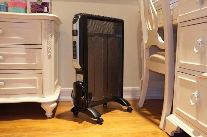 Un cinquième de l'énergie thermique provient de l'appareil de chauffage par convection, en raison du mouvement de l'air. Tout le reste est infrarouge