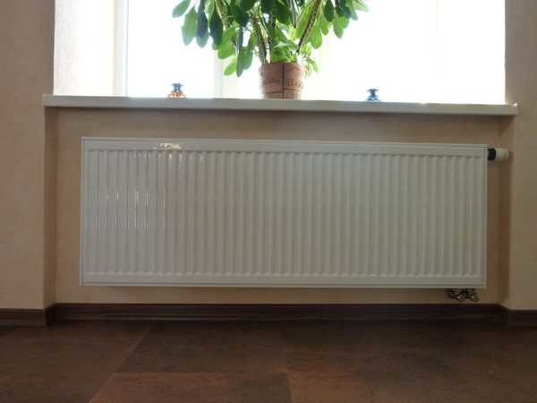 Le radiateur doit occuper au moins 70 à 75% de la largeur de l'ouverture de la fenêtre