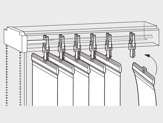Variétés et méthodes d'installation de stores sur des fenêtres en plastique