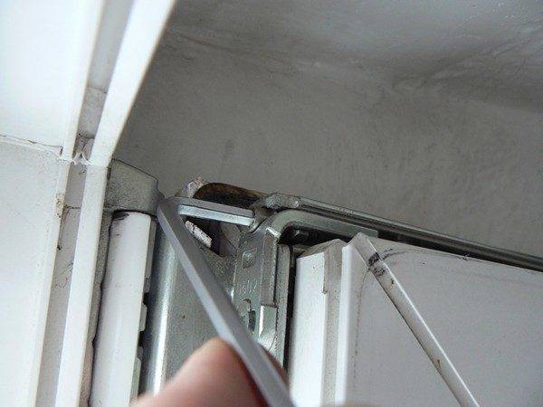 Variétés de loquets pour portes de balcon en plastique