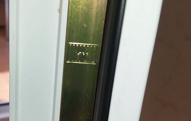 Réparation et réglage par vous-même d'une porte de balcon - instructions étape par étape avec photos et descriptions