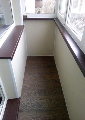 Réparation, augmentation, isolation, vitrage et décoration à faire soi-même du balcon à Khrouchtchev - instructions étape par étape avec photos et descriptions