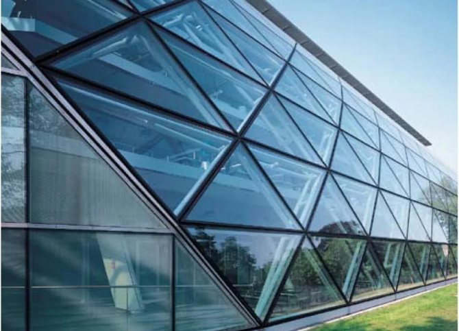 Figure. 5. Exemples d'utilisation d'un film miroir