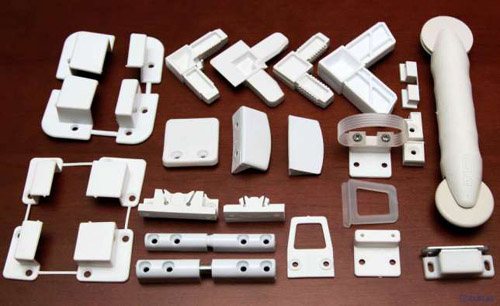 Poignées: sur une moustiquaire