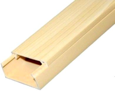 Maille de fenêtre en bois