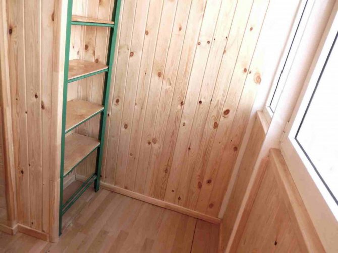 armoire sur la loggia