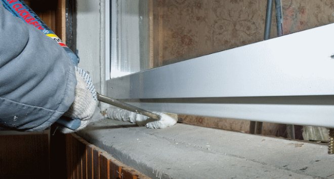 Mastic silicone pour fenêtres en plastique