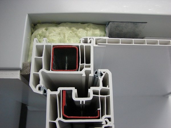 Couches d'isolation de fenêtre