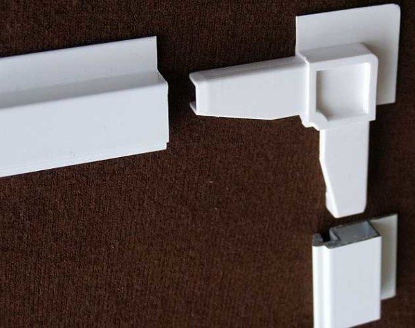 Nous collectons le cadre des sections du profil et des coins