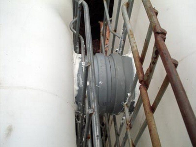 Connexion des cubes les uns aux autres.