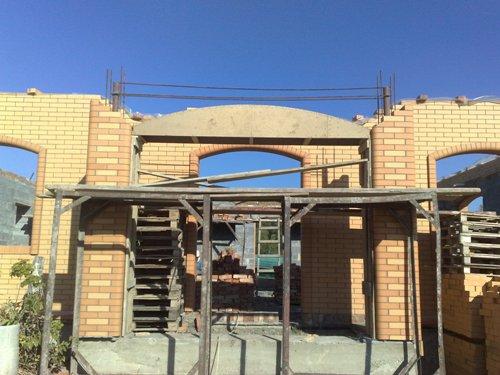 Connexion des colonnes intégrées les unes aux autres