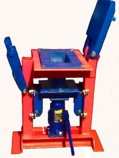 Machines industrielles artisanales pour la fabrication de briquettes à partir de sciure de bois