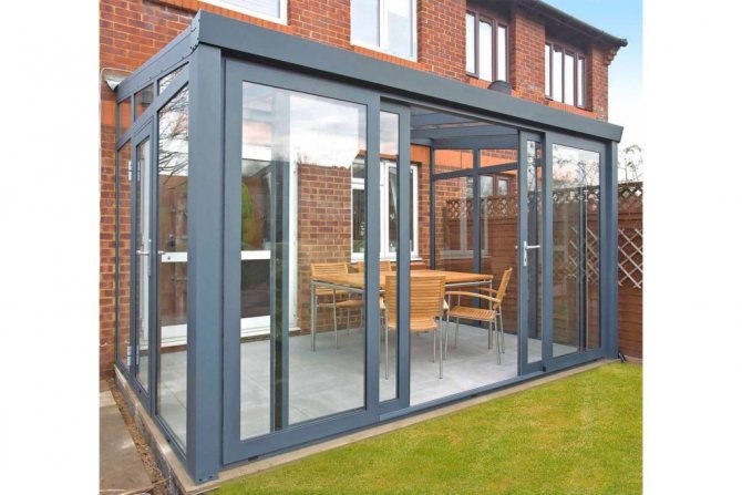 Les portes vitrées de la terrasse - c'est magnifique!