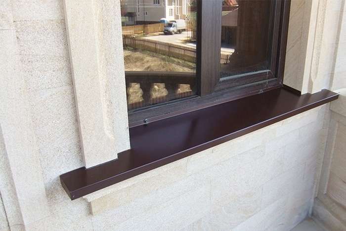 Marée de fenêtre sombre