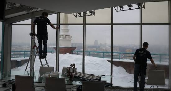 Film économiseur de chaleur pour fenêtres: règles d'utilisation du film isolant thermique