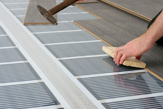 Planchers chauds de type film