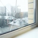 Une fissure dans le verre