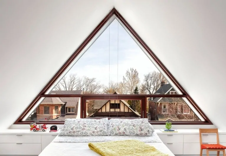 Fenêtres triangulaires - gênantes mais efficaces