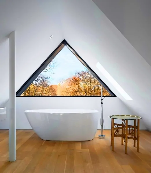 Fenêtres triangulaires - gênantes mais efficaces