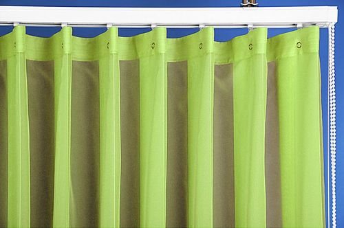 Close up de stores en tulle