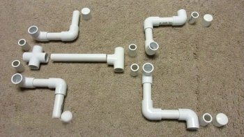 Support universel en tubes PVC