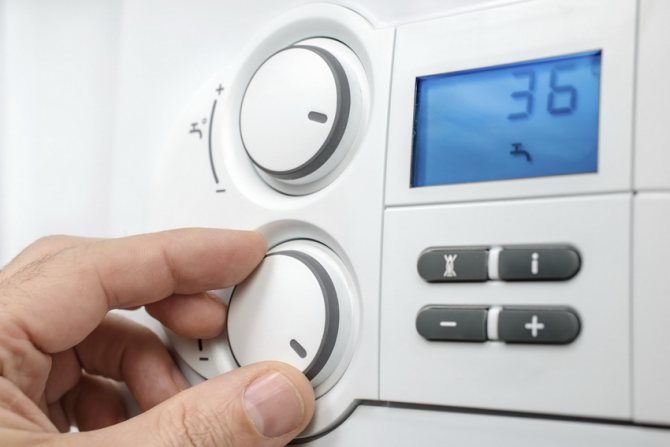 Vous pouvez contrôler les modes de fonctionnement d'une chaudière à gaz à la fois manuellement et via un thermostat