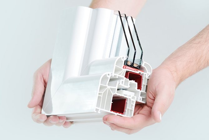 Perfil de PVC reforçado