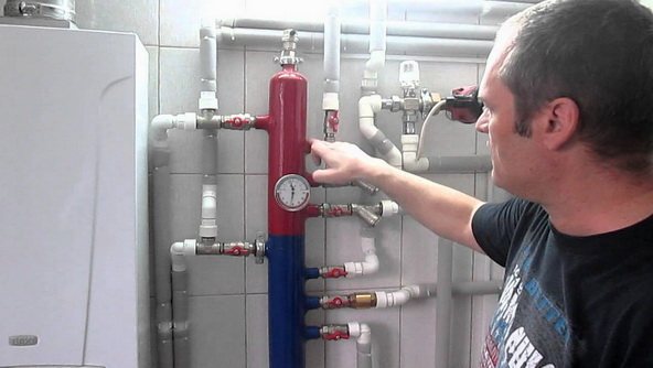 installation d'une flèche hydraulique dans la chaufferie