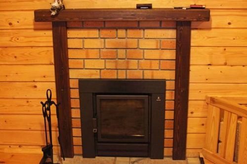 Installation d'un poêle dans un bain public sur un plancher en bois: instructions étape par étape