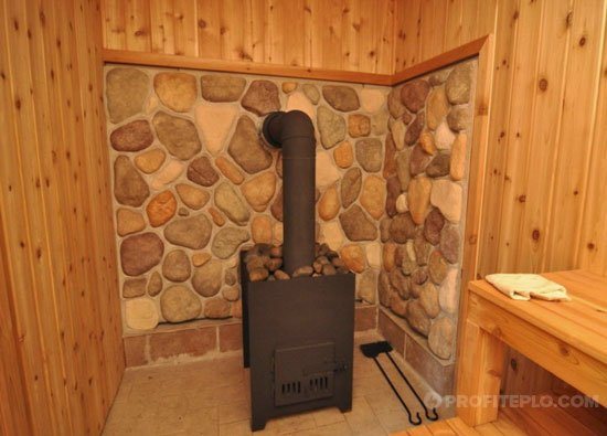 Installation du poêle dans la baignoire: instructions étape par étape