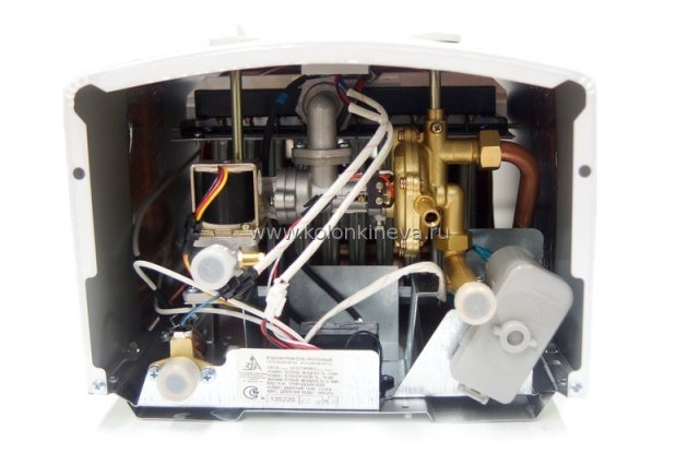 Appareil à colonne de gaz